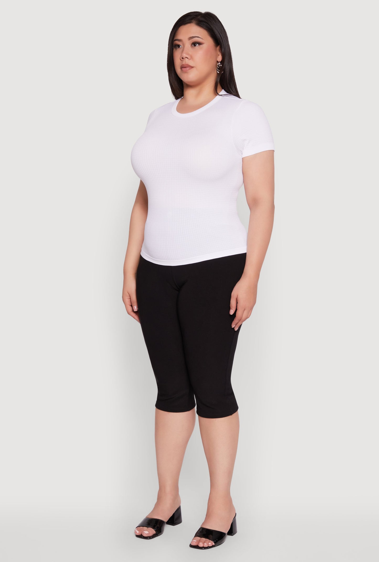 Plus Size Seamless Textured Knit Crew Neck T-Shirt