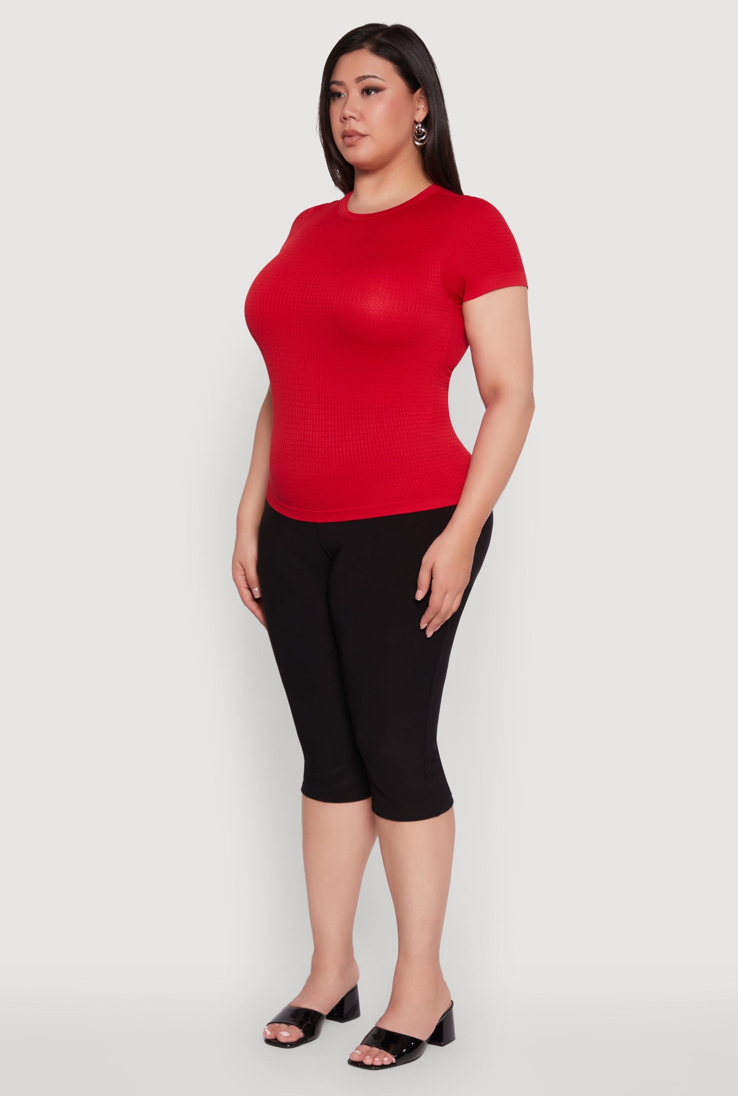 Plus Size Seamless Textured Knit Crew Neck T-Shirt